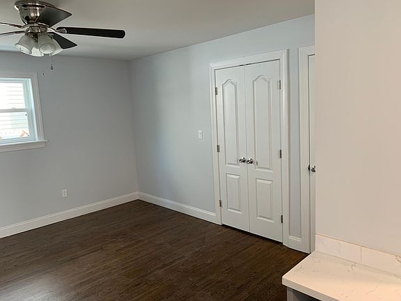4th image of 65 Furness Pl Floor 1