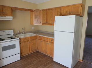 528 Hauert St APT 1, Peotone, IL 60468