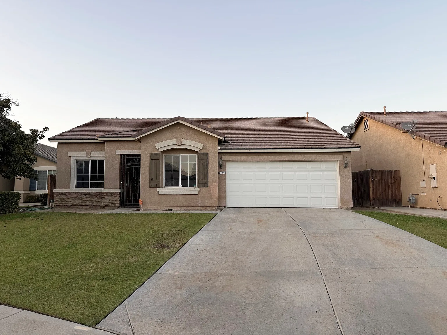 4 bed, 1626 sqft, $2,400 — Photo 1