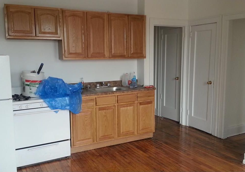 1st image of 39 E Broadway