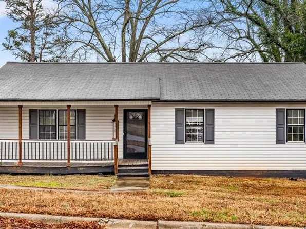 230 James St, Lexington, NC 27295