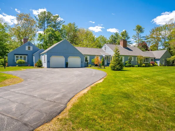 4 Wood Pond Lane #3, Kennebunk, ME 04043