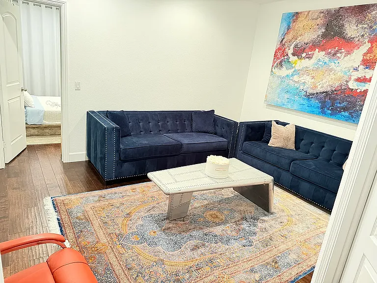67 Vantis Dr — Photo 13