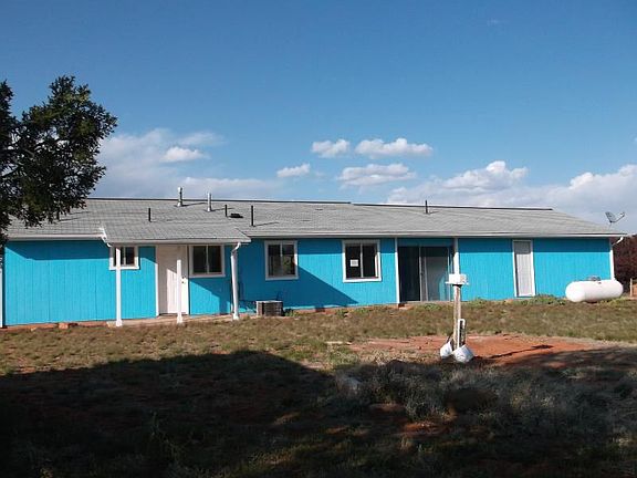 2nd image of 1041 W Navajo Dr