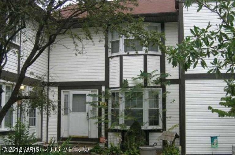 1st image of 284 Oakwood Village Ct #4