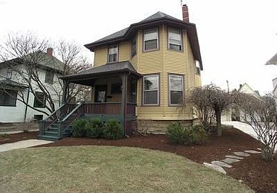 1st image of 121 S Catherine Ave