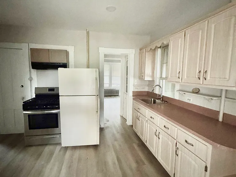 11 Betts Pl — Photo 16