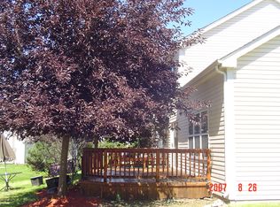 1305 York Dr, Carpentersville, IL 60110
