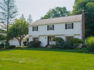 89 Brookside Dr, West Hartford, CT 06107