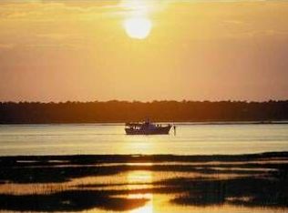 7 Roma Ct, Hilton Head, SC 29928