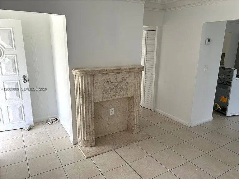 9808 NW 2nd Ave — Photo 3