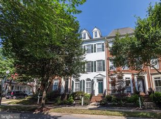 457 Lakelands Dr, Gaithersburg, MD 20878