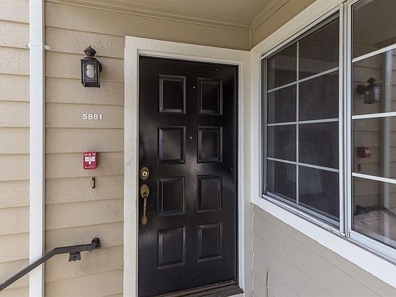 3rd image of 5881 Lake Almanor Dr