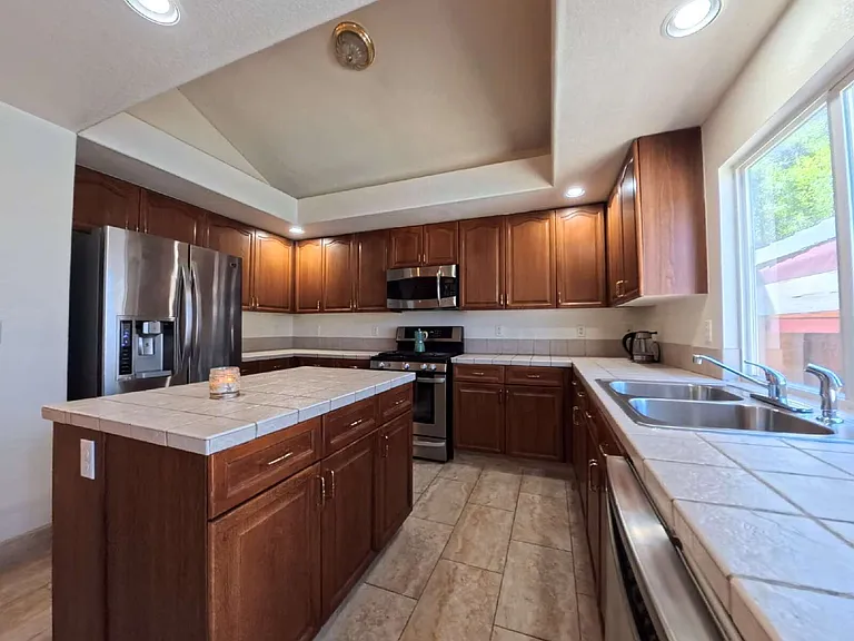8330 Hipwader Ct — Photo 13