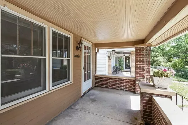 77 N Layman Ave #77 — Photo 2