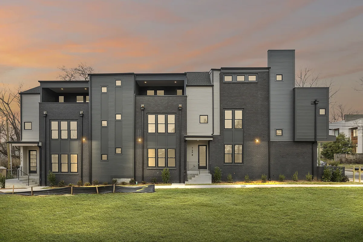 Building Photo - 749B Alloway St