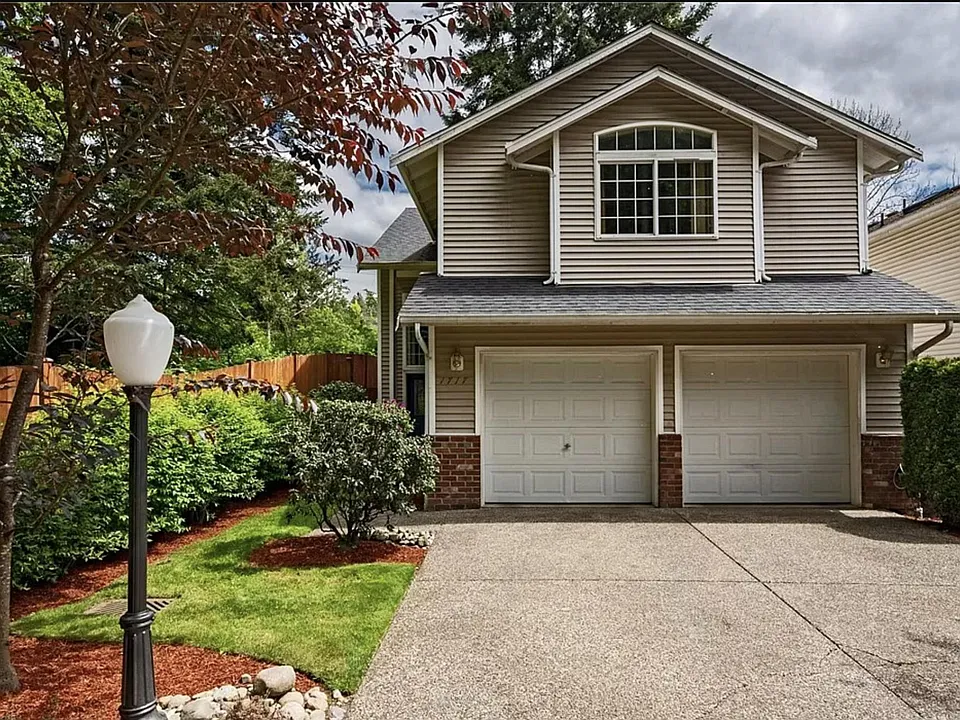 1717 190th Pl SW