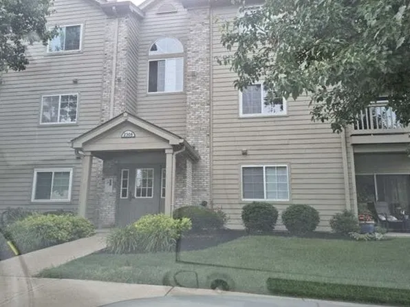 2308 Sawmill Ct APT 206, Burlington, KY 41005