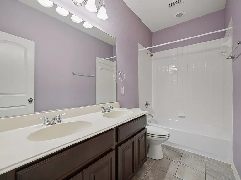 3934 Amberwood Dr — Photo 25