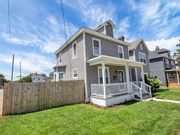 3rd image of 219 Hawkes Ave