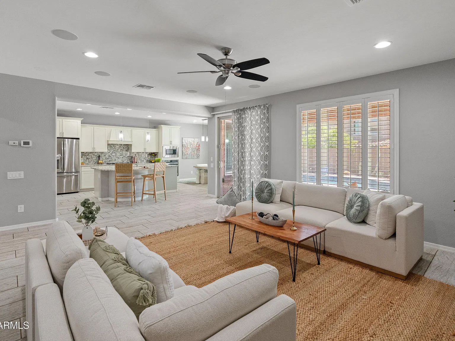 5 bed, 4.5 bath, 3566 sqft, $4,900 — Photo 4