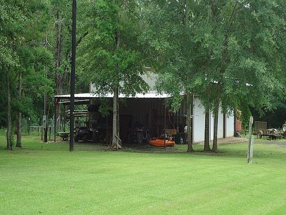 3rd image of 730 Magasco Dr