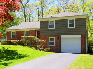 10 Richard Rd, Gales Ferry, CT 06335