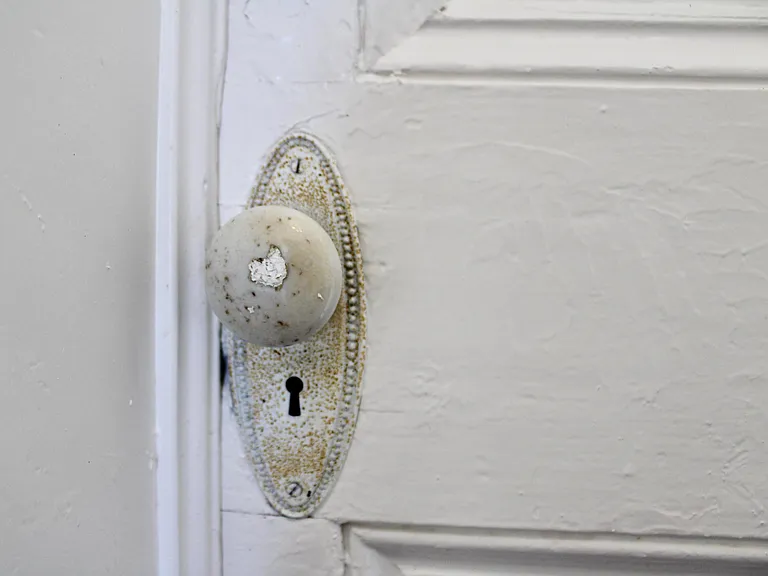 40 Jg La Grange We St — Photo 10