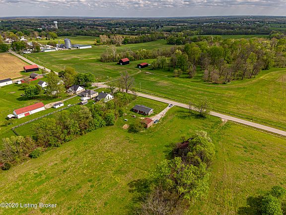 5th image of 4092 Bagdad Rd