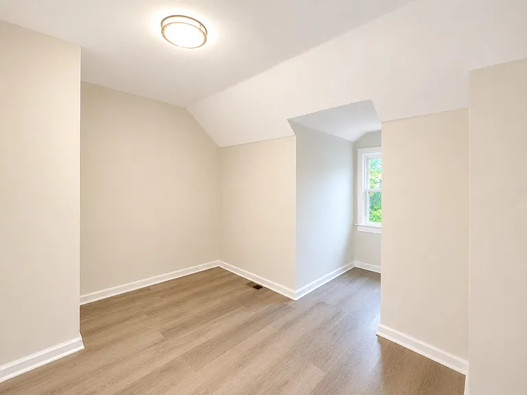 12719 Wade St — Photo 7