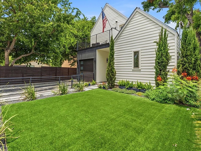 1000 Ellingson Ln #1 — Photo 33