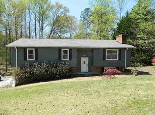 202 Meadowbrook Dr, Seneca, SC 29678