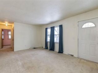 2503 E 24th St, Des Moines, IA 50317