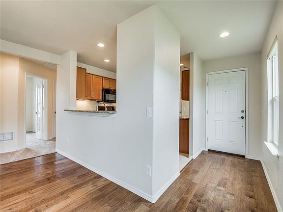 3rd image of 7522 Kite Ln