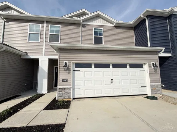 1840 Vista Lake Dr, Goshen, OH 45122