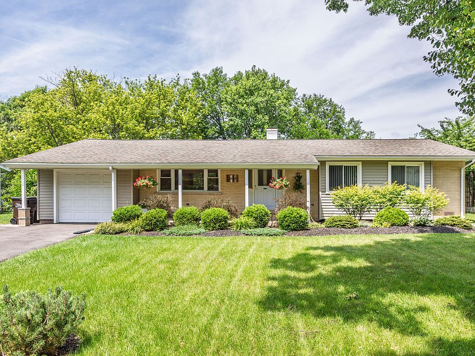 1st image of 2818 Limerick Dr