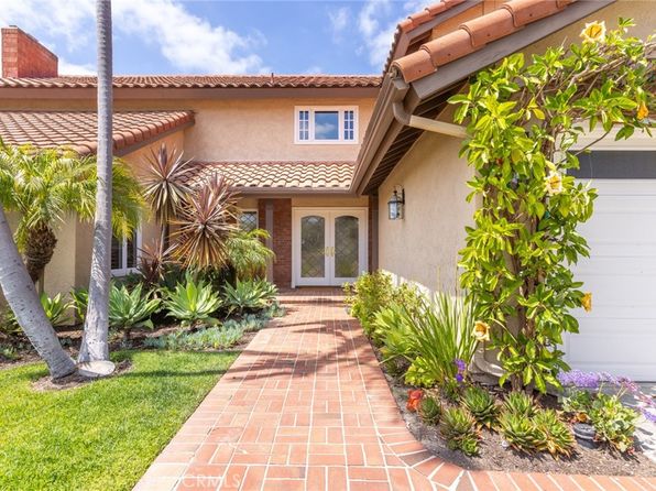 26151 Glen Canyon Dr, Laguna Hills, CA 92653