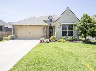 103 Bluewater Dr, Broussard, LA 70518