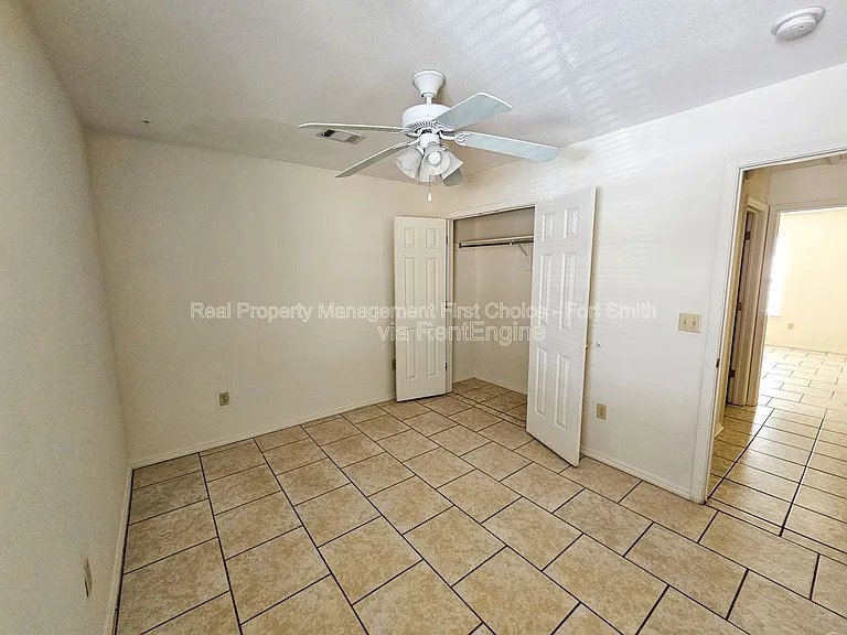 1851 Brazil Ave — Photo 5