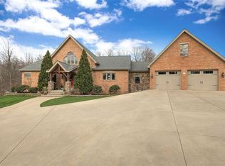 261 Reed Rd, New Castle, PA 16102