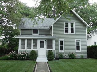 429 Cherry St, South Haven, MI 49090