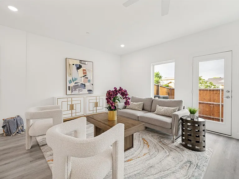 5609 Woodlands Dr — Photo 7