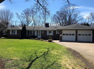 1924 Sunset Dr, Saint Joseph, MI 49085