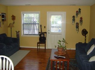 105 Fidelity St APT A15, Carrboro, NC 27510