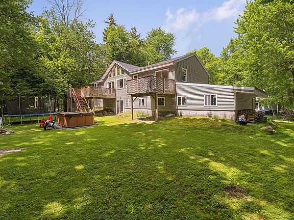 2nd image of 1238 Valley Road