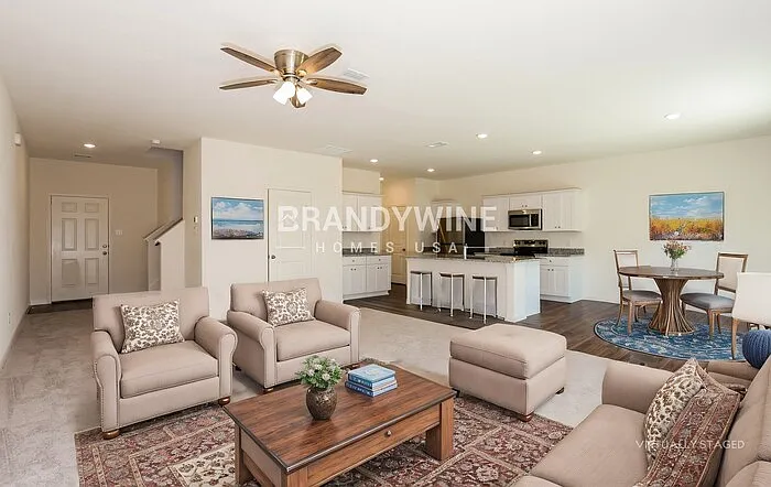 4 bed, 2.0 bath, 2121 sqft, $2,305 — Photo 3