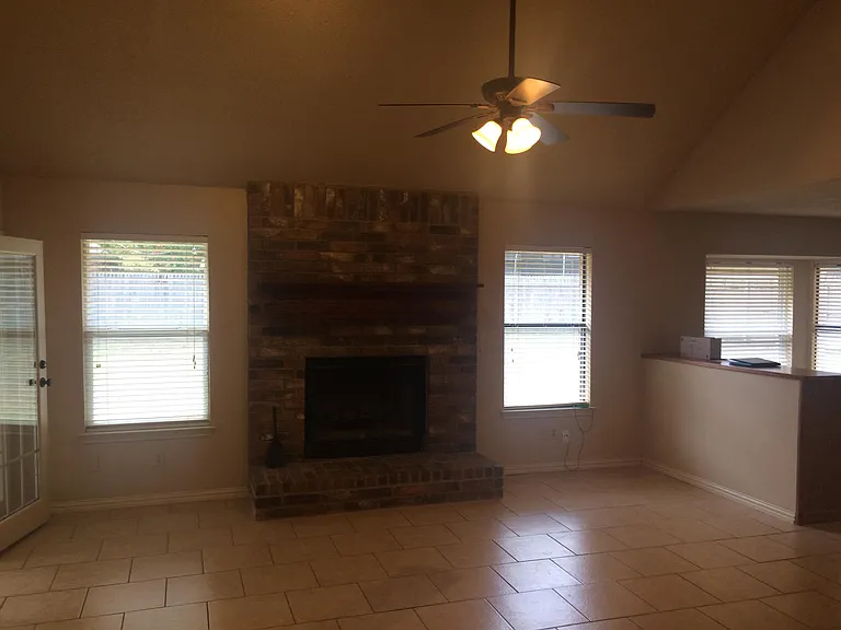 128 NE Brushy Mound Rd — Photo 3