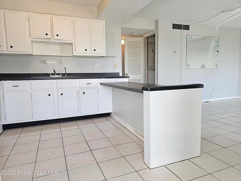 3601 Ocean Beach Blvd #8 — Photo 8