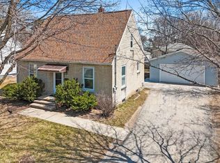 1506 N Hall Ave, Appleton, WI 54911