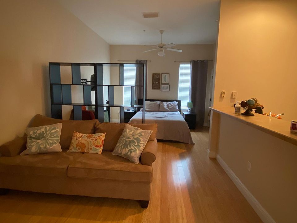 1st image of 1443 Lake Baldwin Ln APT C